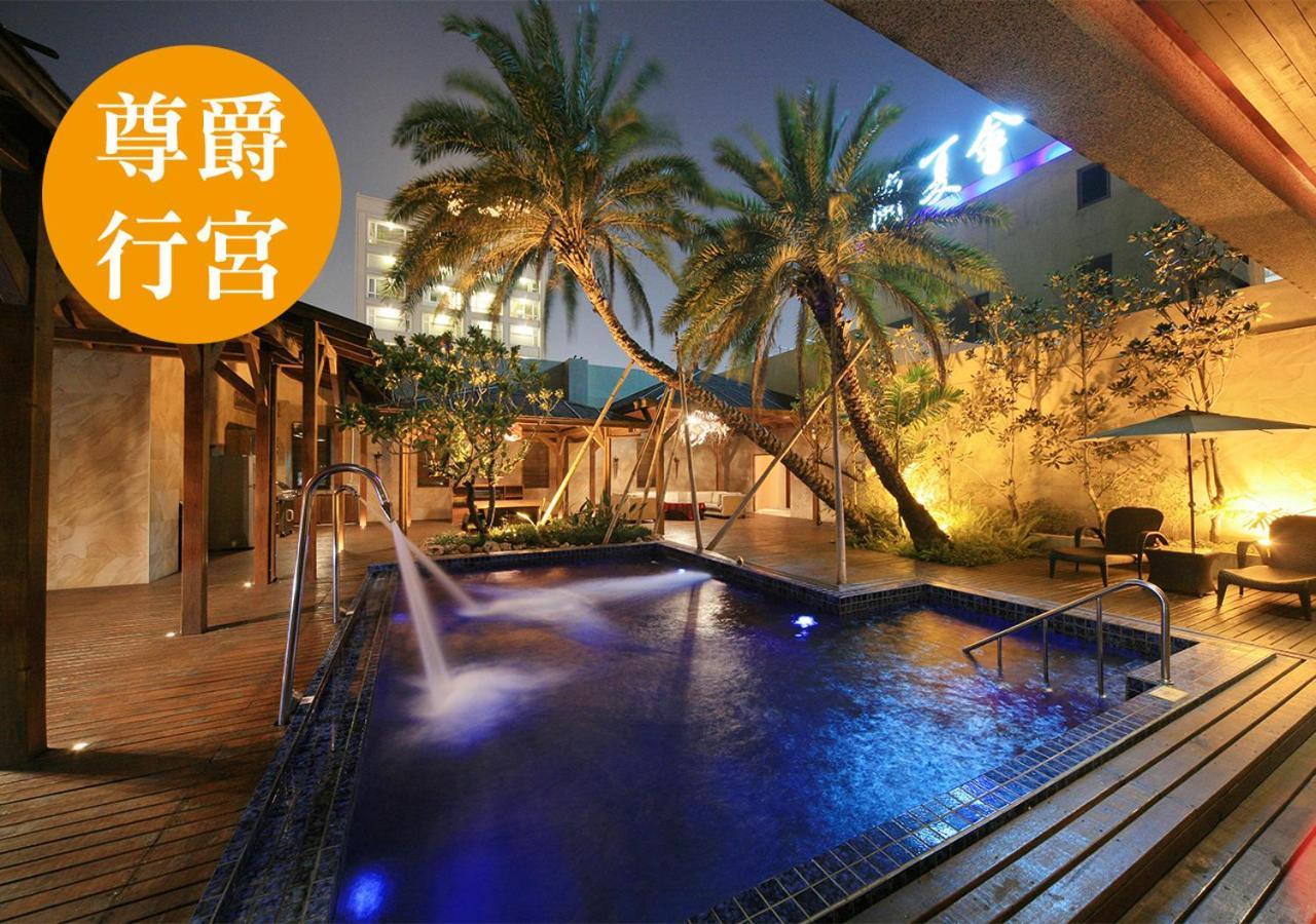 Lanshy Motel Taichung Exterior photo