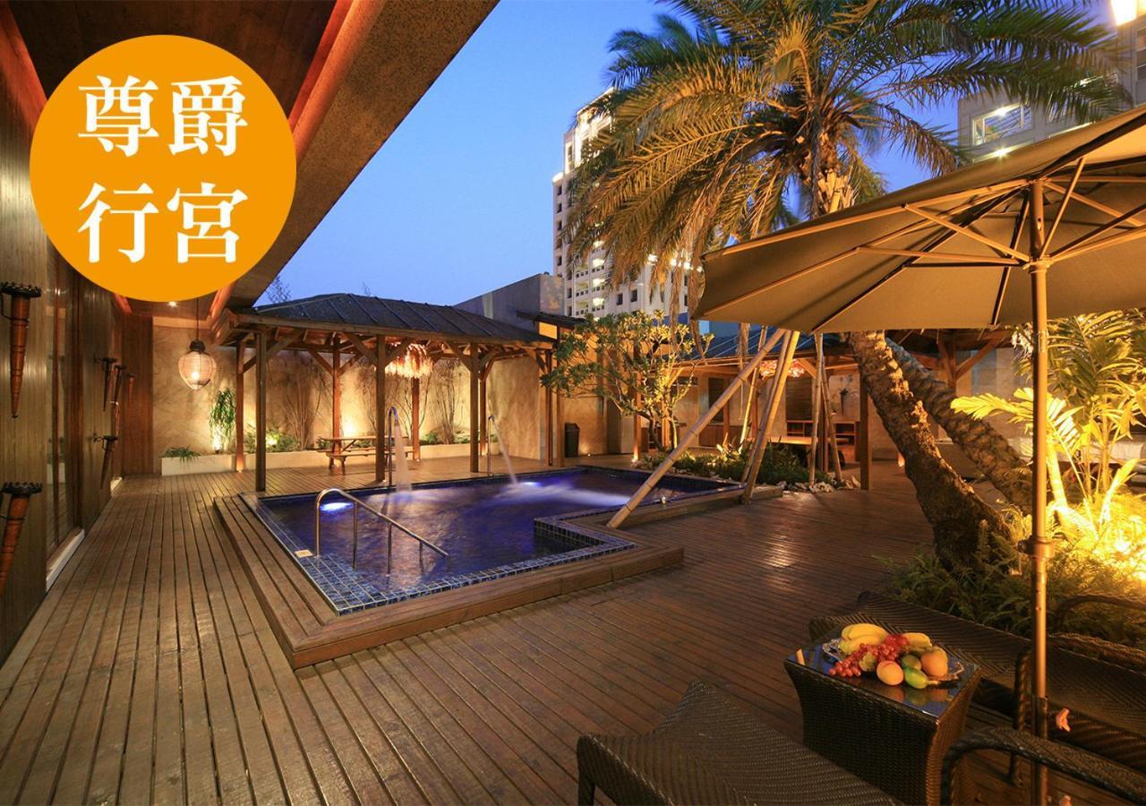 Lanshy Motel Taichung Exterior photo