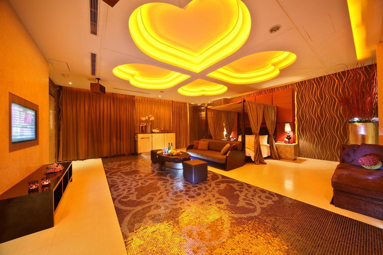 Lanshy Motel Taichung Room photo