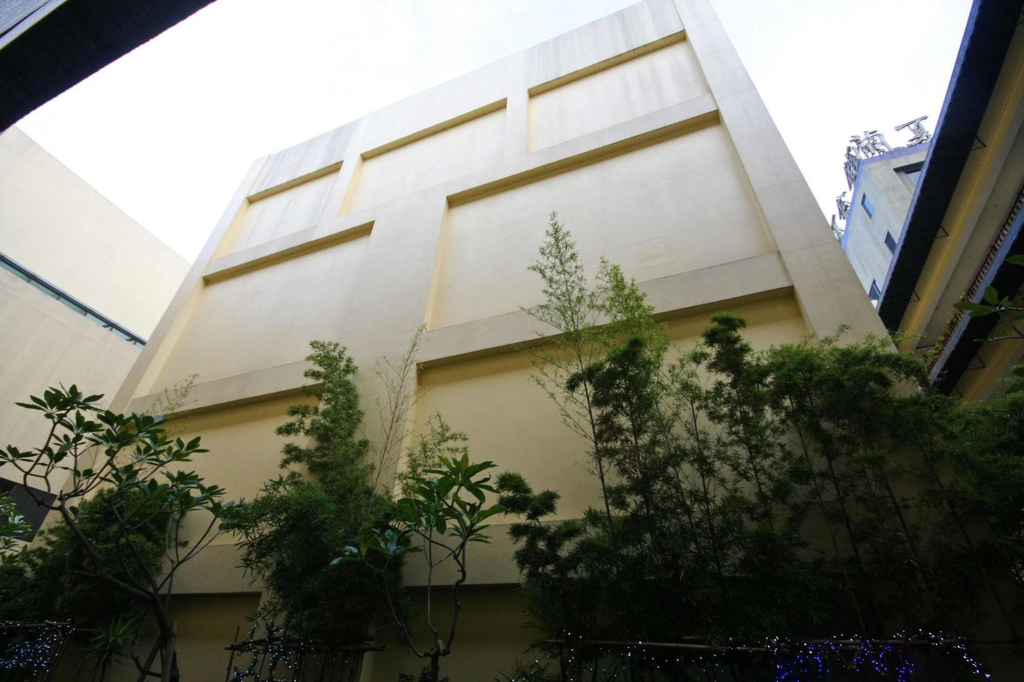 Lanshy Motel Taichung Exterior photo
